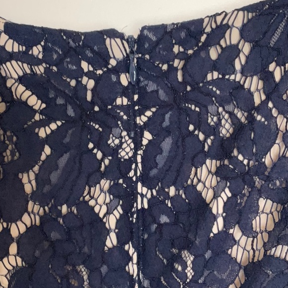 Vince Camuto lace overlay dress - Picture 5 of 7